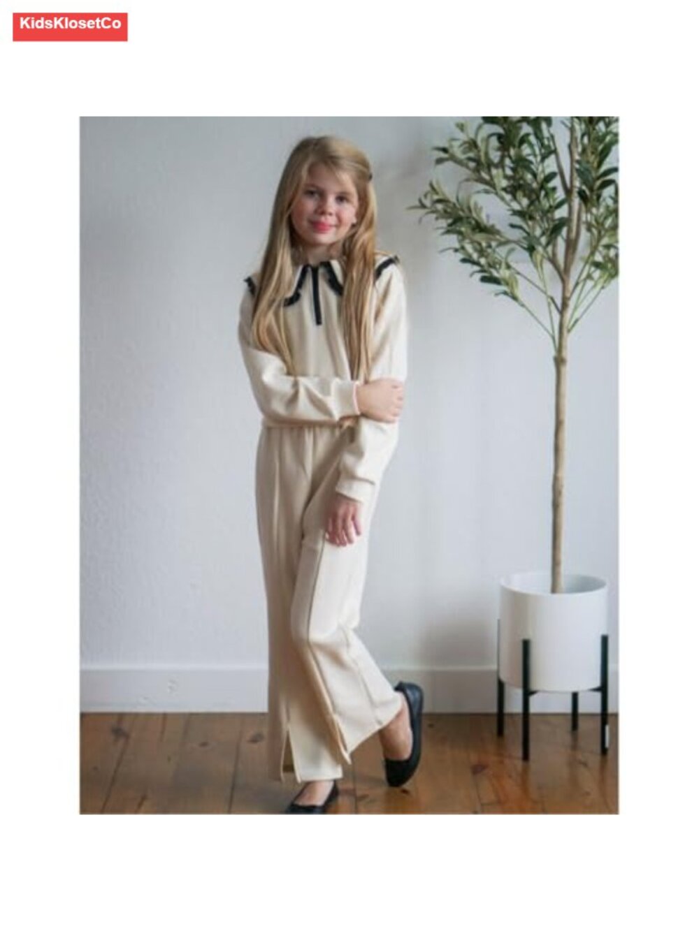 Girls Half Zip Sweatshirt Flare Pants Set Size 6-12 Polyester Blend - Picture 2 of 6